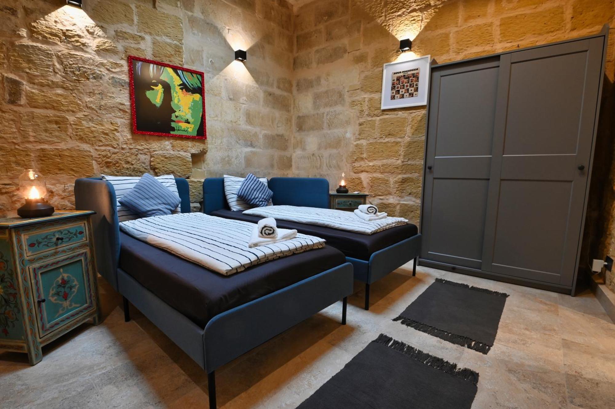 Il Luzzu - More Room For You! Victoria Exterior photo